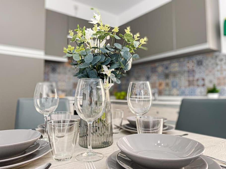 Lovely 1- Bedroom Apartment In Floriana מראה חיצוני תמונה